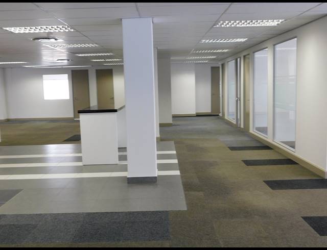938M² OFFICE TO LET IN ILLOVO
